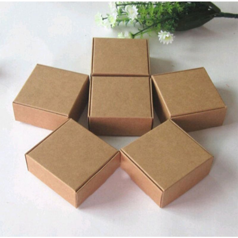 Deskripsi Kardus Packing Kecil Online Shop 8x8x3 cm Dus Packing Kecil Mini Box Packaging Kecil Murah