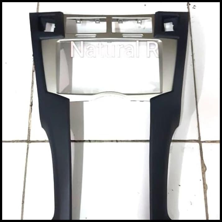 Promo Terbatas Frame Tv Yaris 2005 - 2010