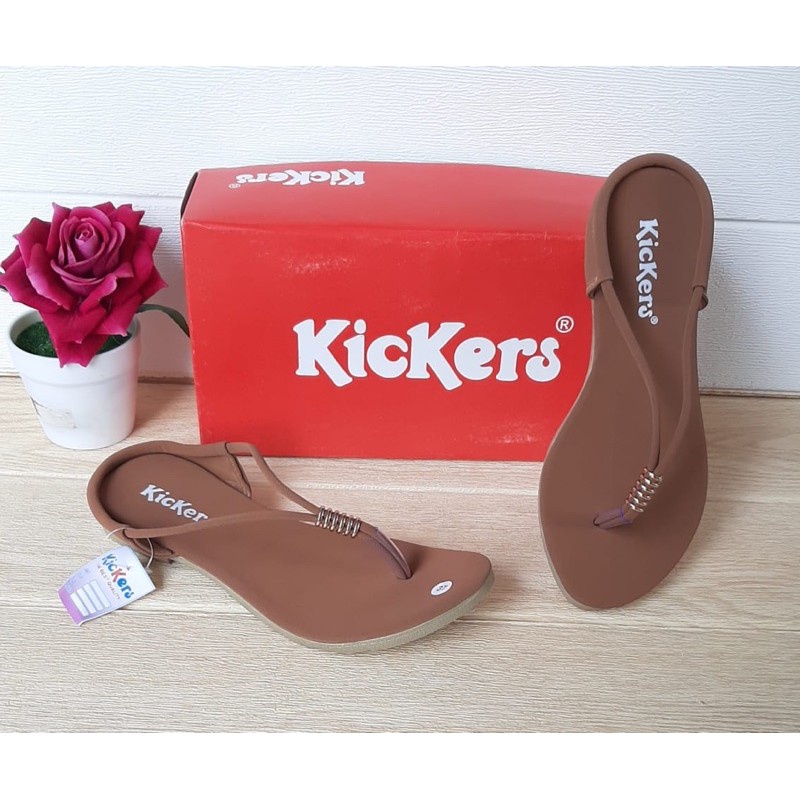 Sandal Wanita Kickers Teplek Terbaru | Sandal Berkualitas | Sandal Wanita Modis