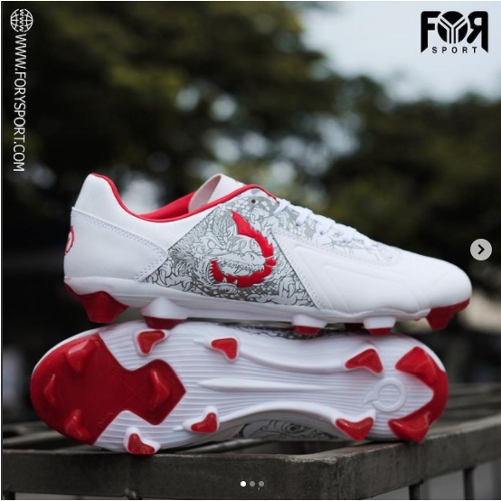 SEPATU SEPAKBOLA ORTUSEIGHT X RYUJI UTOMO FORTE RYUO FG SE (SPECIAL EDITION) - WHITE/GREY/ORTRED
