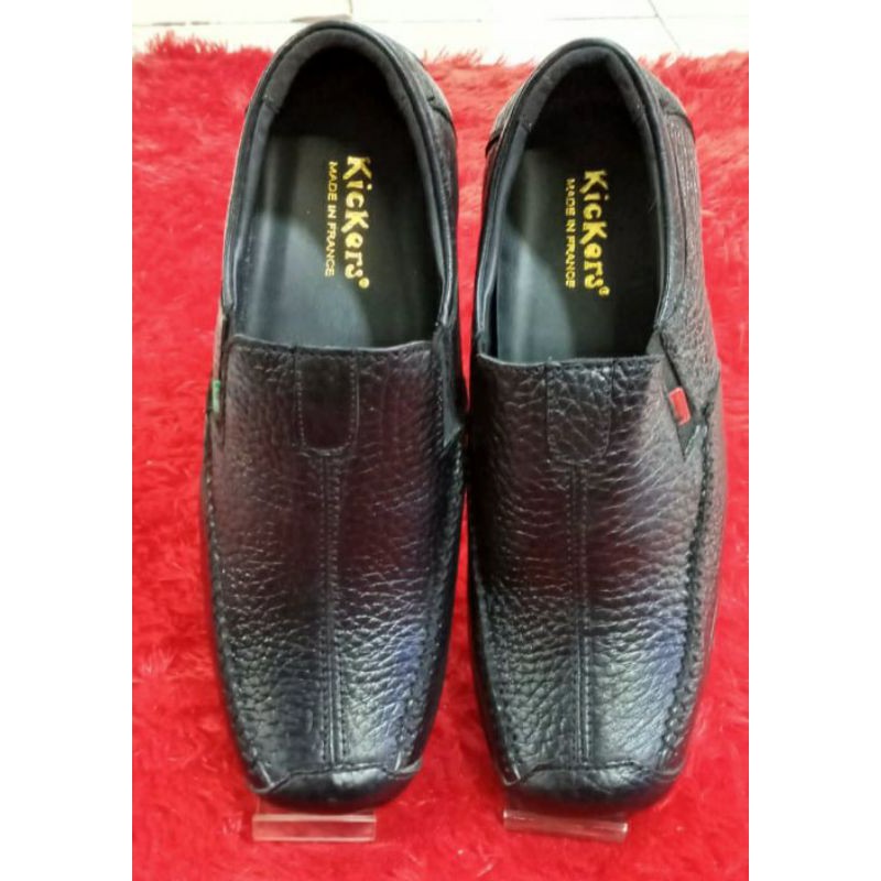 SEPATU KULIT PRIA SNAEKER SLIP ON