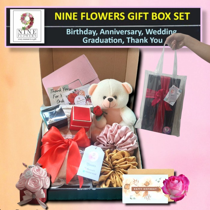 

Gift Box, parsel ramadan hampers lebaran kado hadiah hijab pashmina