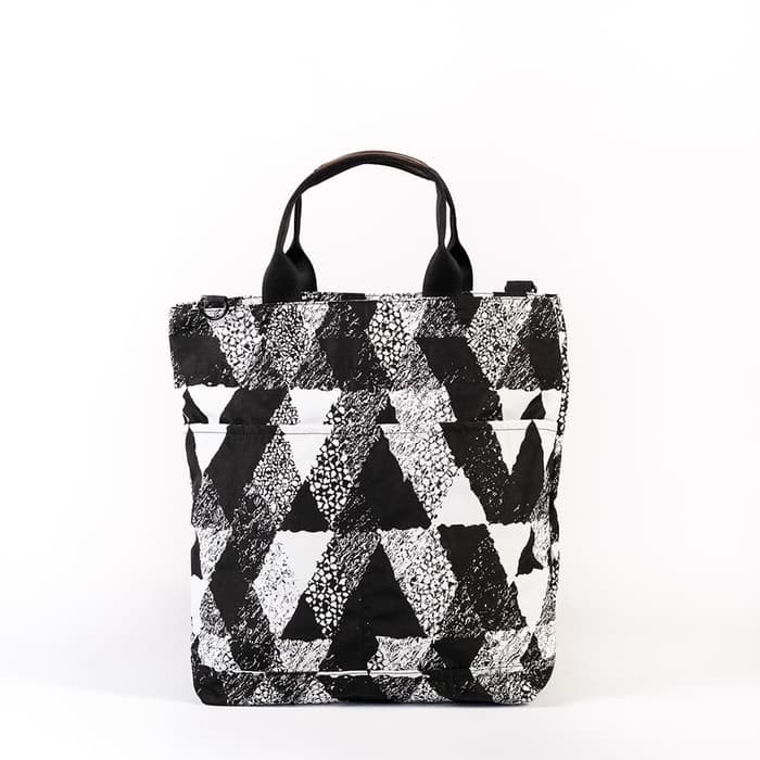 DAAVUU Billie Tote Bag/Sling Bag/Shoulder Bag Unisex - Black/White