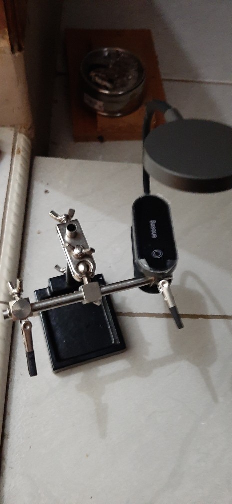 Pegangan Solder / Helping Hand Dekko Zd-10h