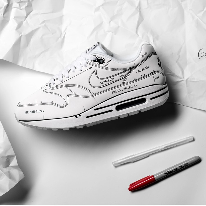 nike sketch air max 1