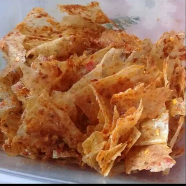 

Kripik singkong kripik gurih kripik pedas kripik tipis 1/2kg