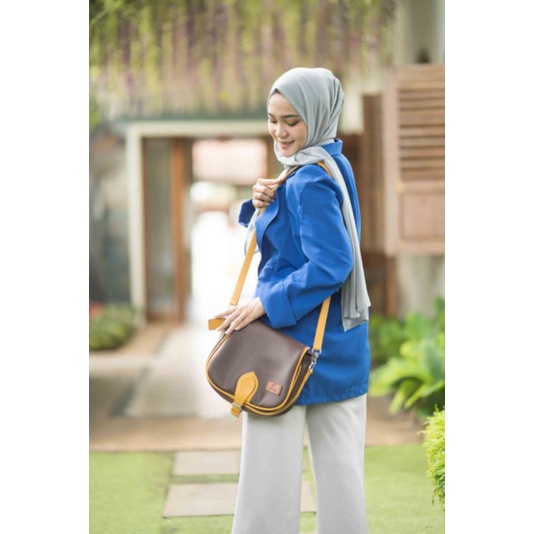 Gisella By Biru Tsabita Tas Selempang wanita