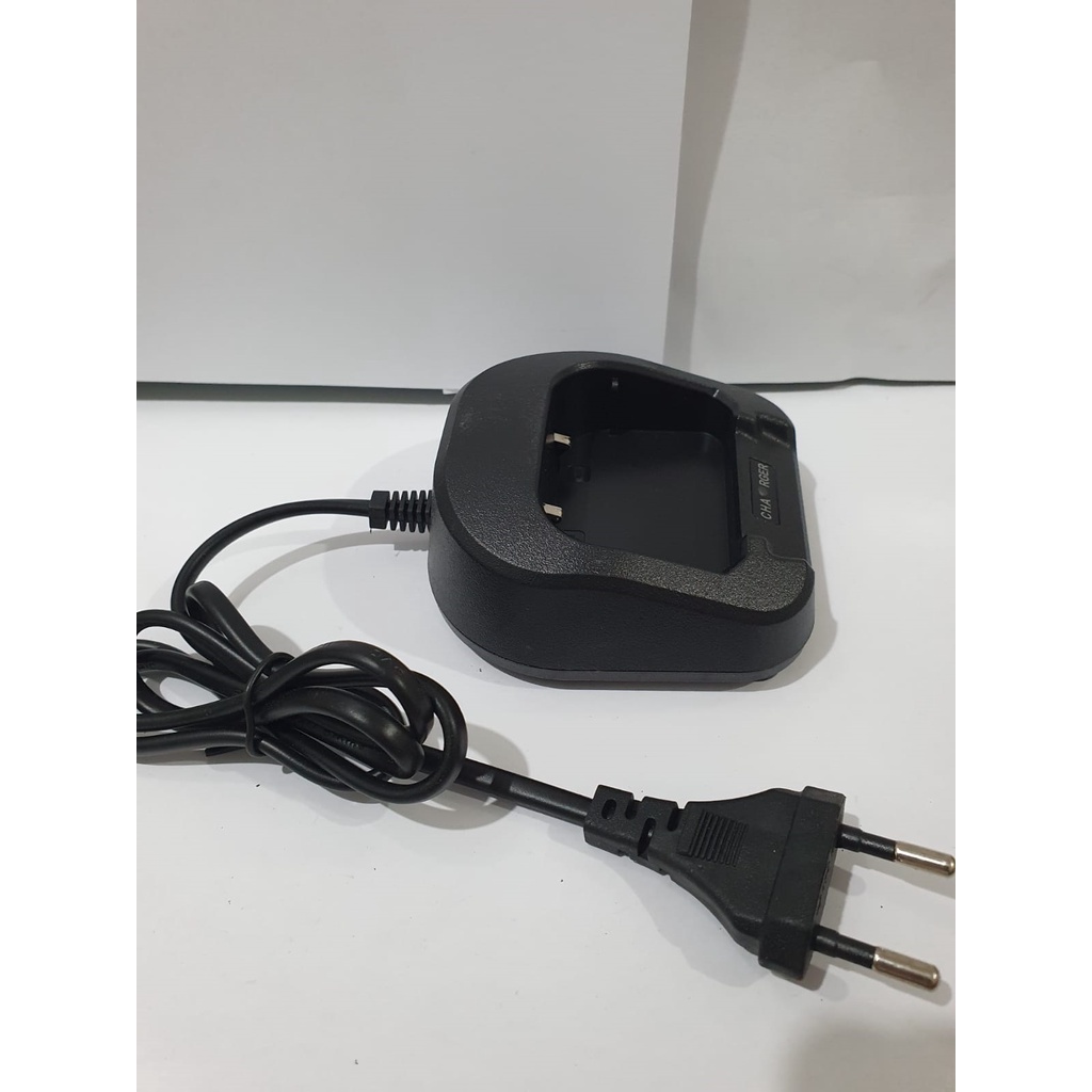 Charger + Dekstop HT UV 82,Jual Charger Ht + Dekstop HT