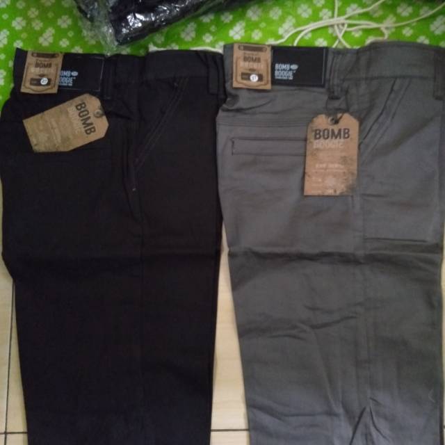 Celana pendek pria chinos bahan katun twill