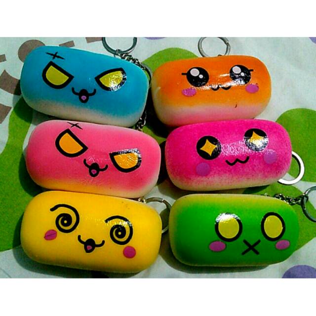 Squishy roti balok emoticon warna warni
