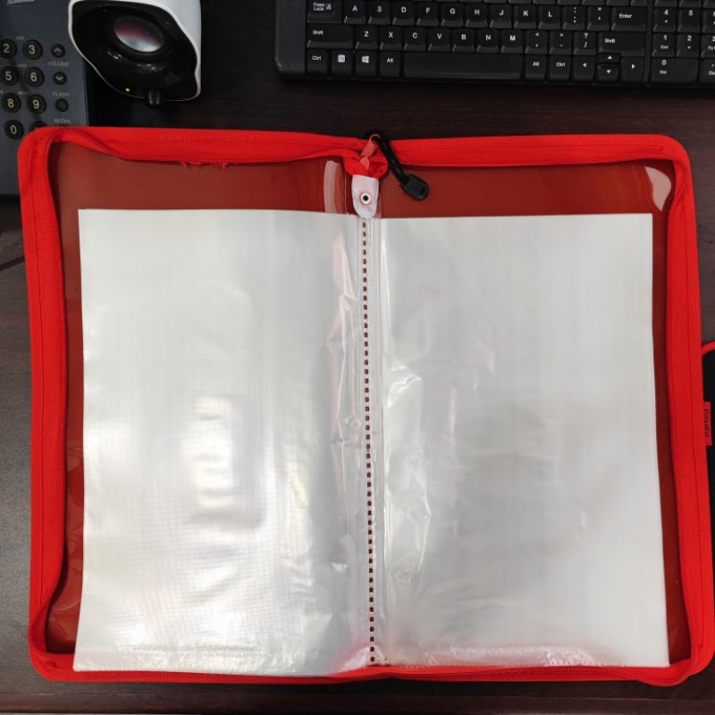 

CLEAR HOLDER 20 POKET MAP DOKUMEN 20 LEMBAR SLETING FOLIO F4