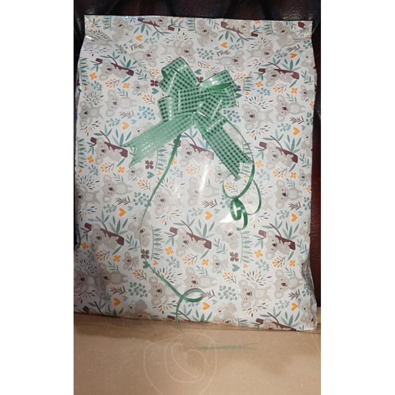

Kertas Kado, Pita, ucapan