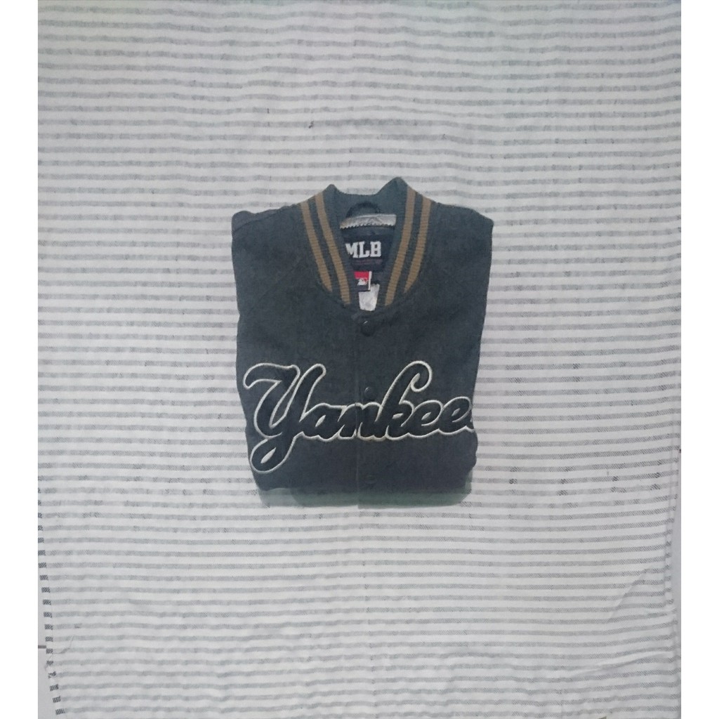 #VARSITY MLB YANKEES PRELOVED LIKE NEW