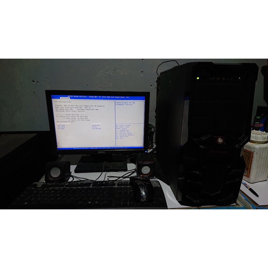 SET PC RAKITAN AMD APU A4 5300 / RAM 4GB DDR3 / HDD 500GB / MON 17 INC KB,MOUSE,SPKR