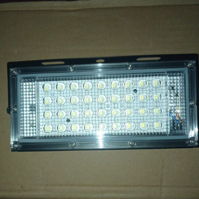 lampu sorot LED 50watt flood light