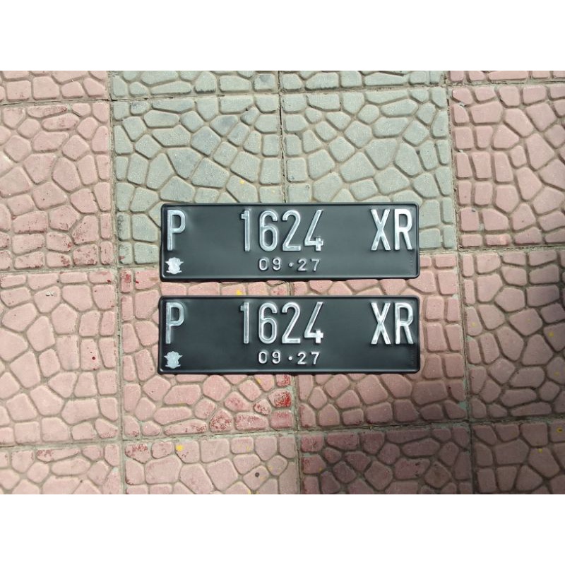 Plat Nomor Mobil Custom