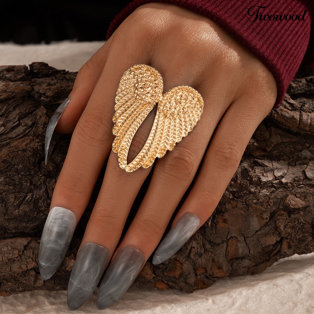 Twowood Finger Ring Exquisite Punk Style Wing Design Elegant Women Vintage Ring for Party