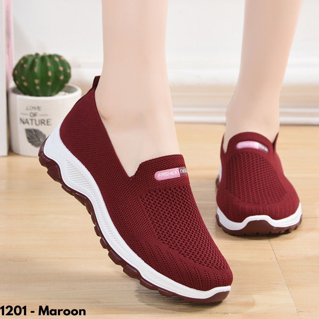 SEPATU SNEAKERS WANITA TANPA TALI COCOK OLAHRAGA OOTD HARIAN KUALITAS BAGUS NYAMAN ANTI SLIP 1201X