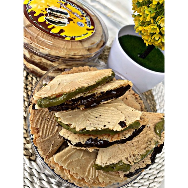 

KREPES MINI COKLAT MIX GREANTEA