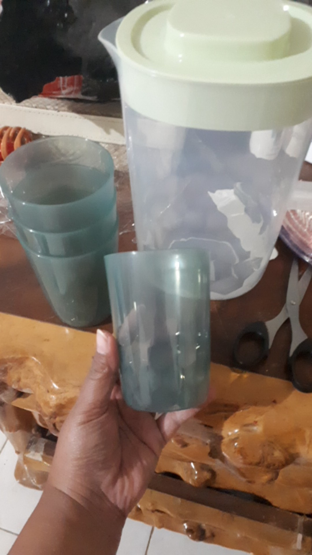 Teko Air Panas Dan Dingin / Teko Plastik Set Dengan Gelas - Mt3502