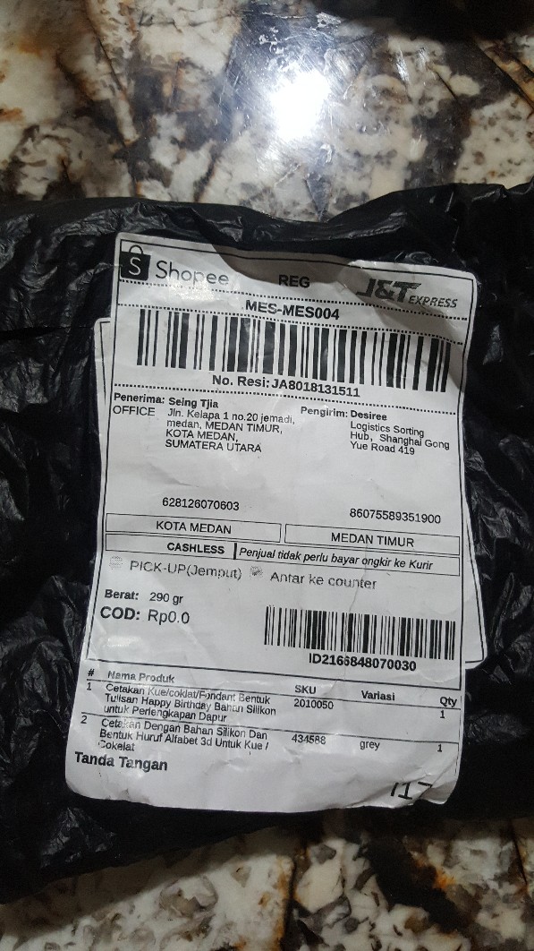 Cetakan Dengan Bahan Silikon Dan Bentuk Huruf Alfabet 3d Untuk Kue / Cokelat