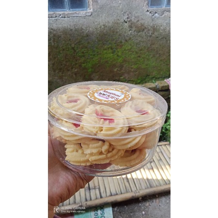 

kue semprit kue lebaran