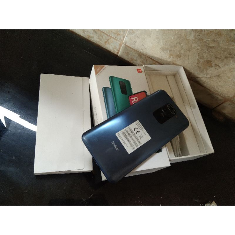 Redmi Note 9 Ram 4/64 Fullset Bergaransi-1