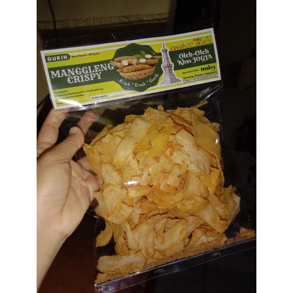 

Manggleng Crispy/Krecek/Ketela/Singkong/Produk Best Seller/Berat 175gram.