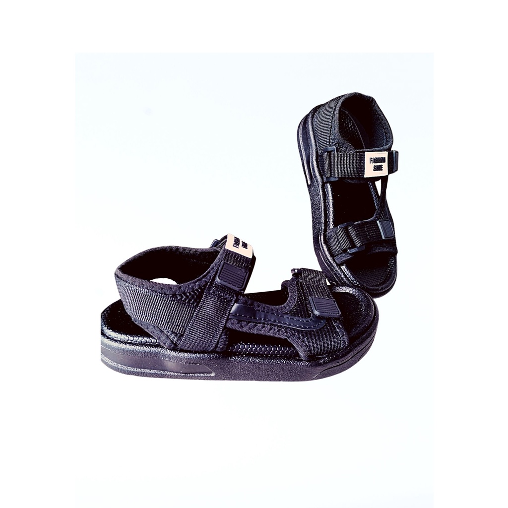 TRAMPKIDS Sepatu Sandal Sepatu Anak Import Size 27-36 Usia 4-9 Tahun