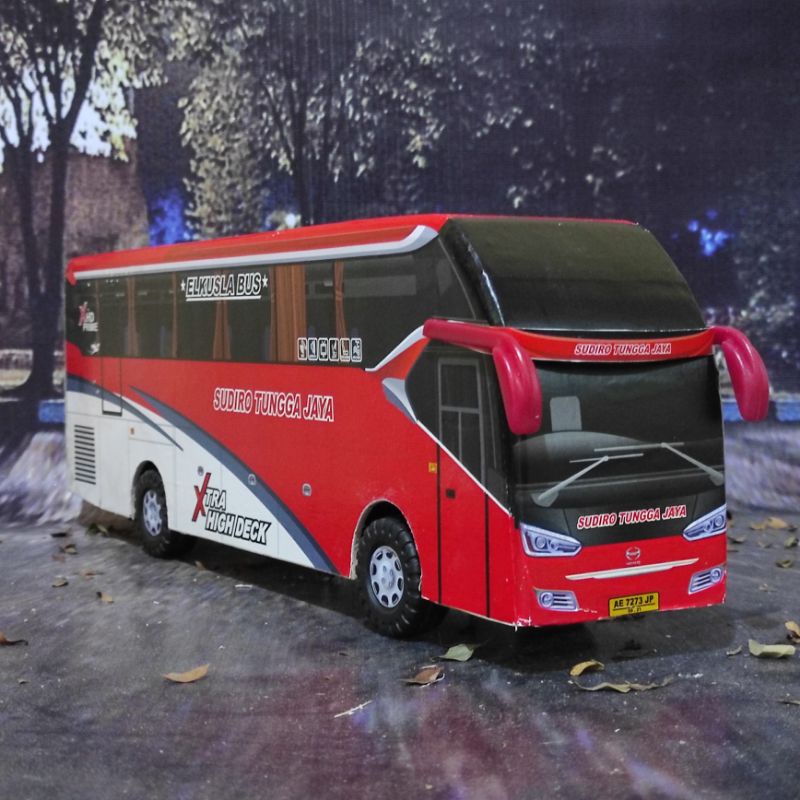Miniatur Bus Sudiro Tungga Jaya Sr2