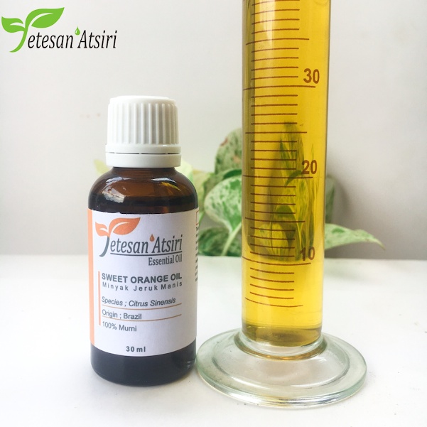 30ml minyak atsiri jeruk manis murni 100% biang 30ml sweet orange pure essential oil 100% 30 ml minyak atsiri jeruk manis murni 100% biang 30 ml sweet orange pure essential oil 100% aromatherapy aromaterapi diffuser humadifier oil esential esensial oil