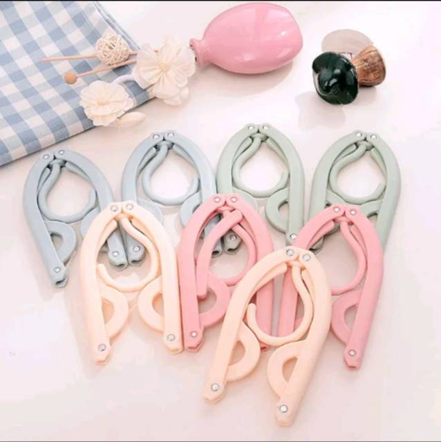 HANGER LIPAT / MAGIC HANGER GANTUNGAN LIPAT PORTABLE