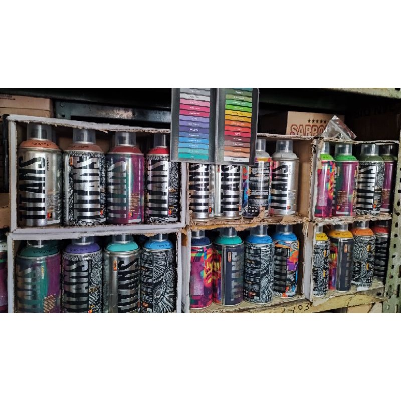 TITANS spray paint grafiti Cat Semprot 300ml