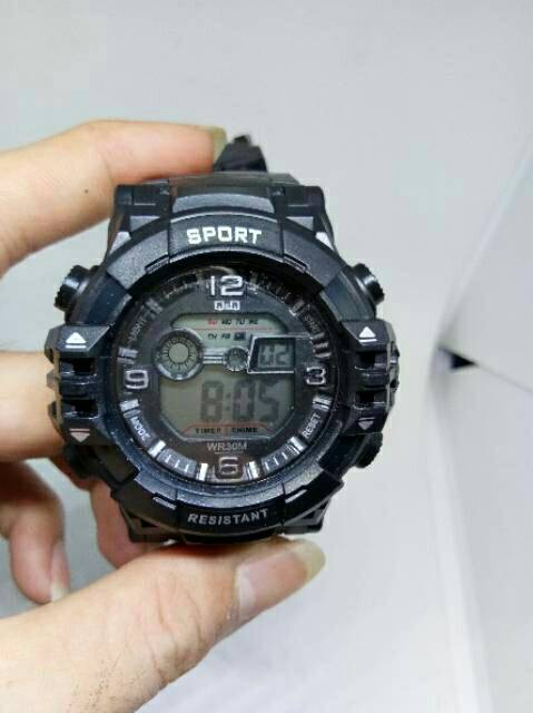 Jam Tangan Pria Sporty Q&amp;Q Digital Rubber QQ001