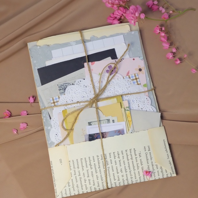

[OUR JOURNAL] BULLET JOURNAL SET PAKET KECIL 50++ SCRAPBOOK DECORATION STICKER VINTAGE JOURNAL