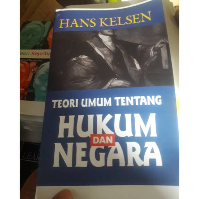 Teori umum tentang hukum dan negara