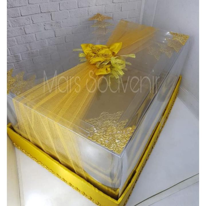 

Box Hantaran Seserahan Mika Tile Gold 1 Set Isi 4 Box -