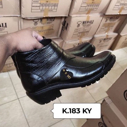 Sepatu Kulit PDH pria boots polri TNI security guard PNS sepatu Kerja formal Tampil lebih keren