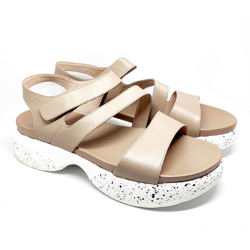SEPATU SANDAL WANITA POLLUX LY 12