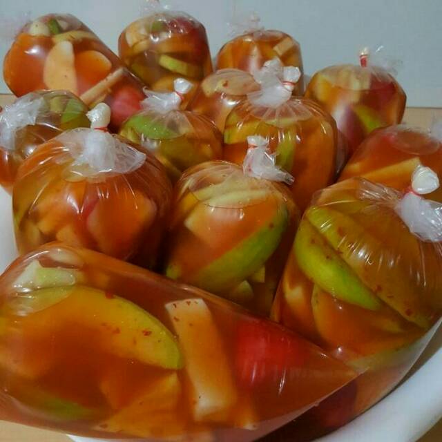 

Asinan buah segar