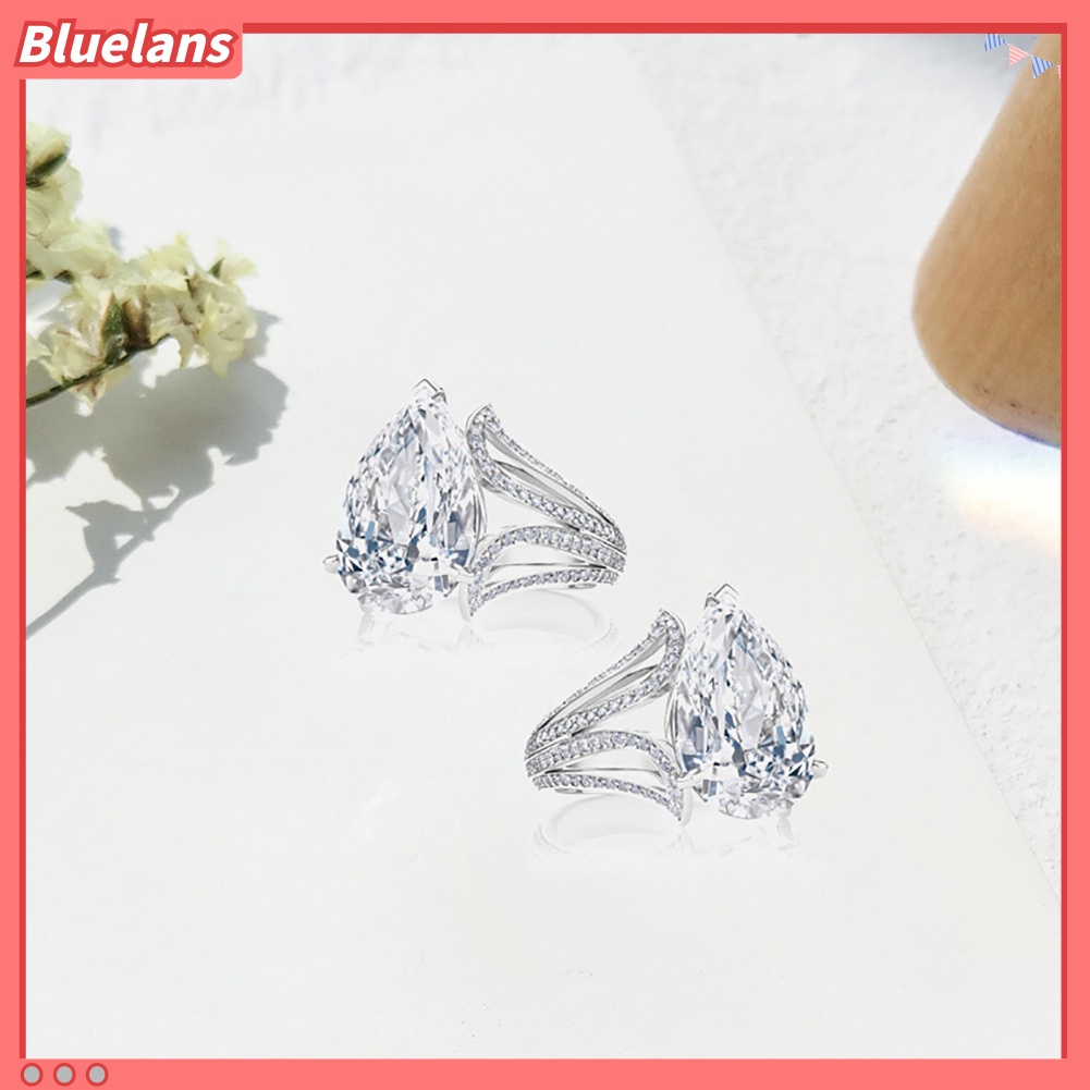 Bluelans Cincin Bentuk Bunga Waterdrop Aksen Berlian Imitasi Untuk Wanita