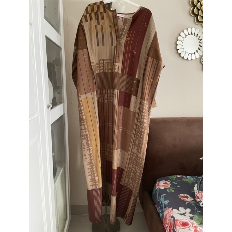 Kinanti Dress Maron Ria Miranda