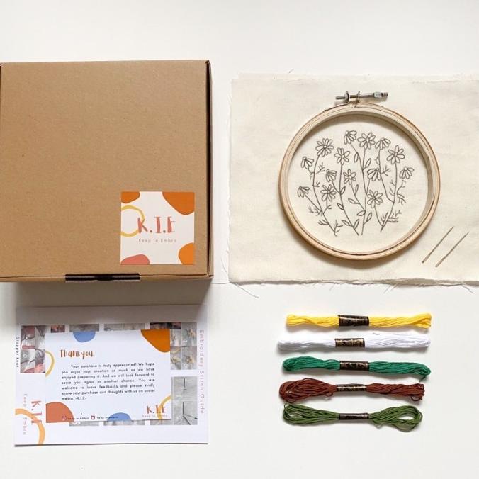 EMBROIDERY KIT PACKAGE DAISY / PAKET KIT MENYULAM PEMULA