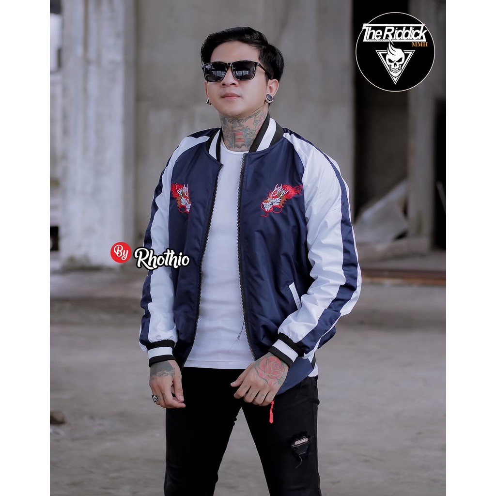 JD- JAKET BOMBER SUKAJAN ORIGINAL RHOTHIO / JAKET BOMBER BASEBALL SUKAJAN NAGA TERBARU ORIGINAL