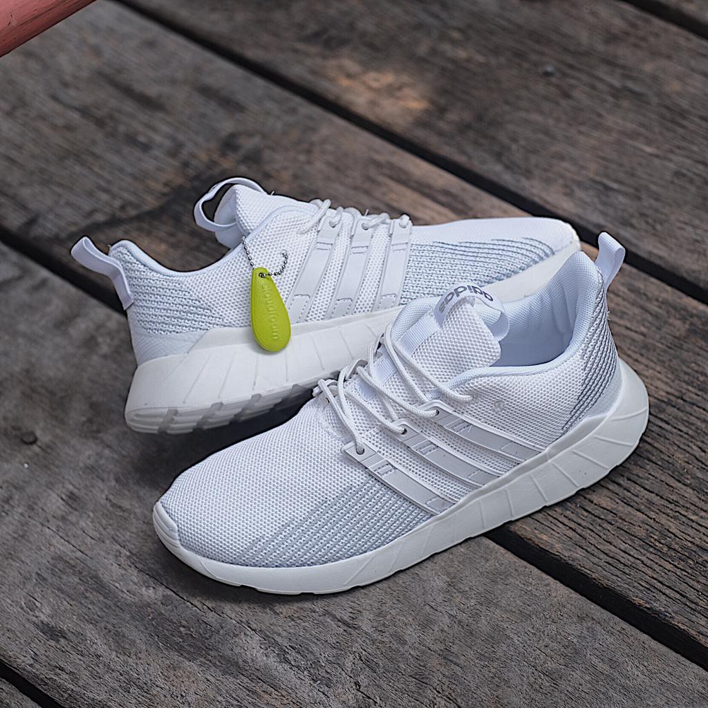 adidas questar flow full white