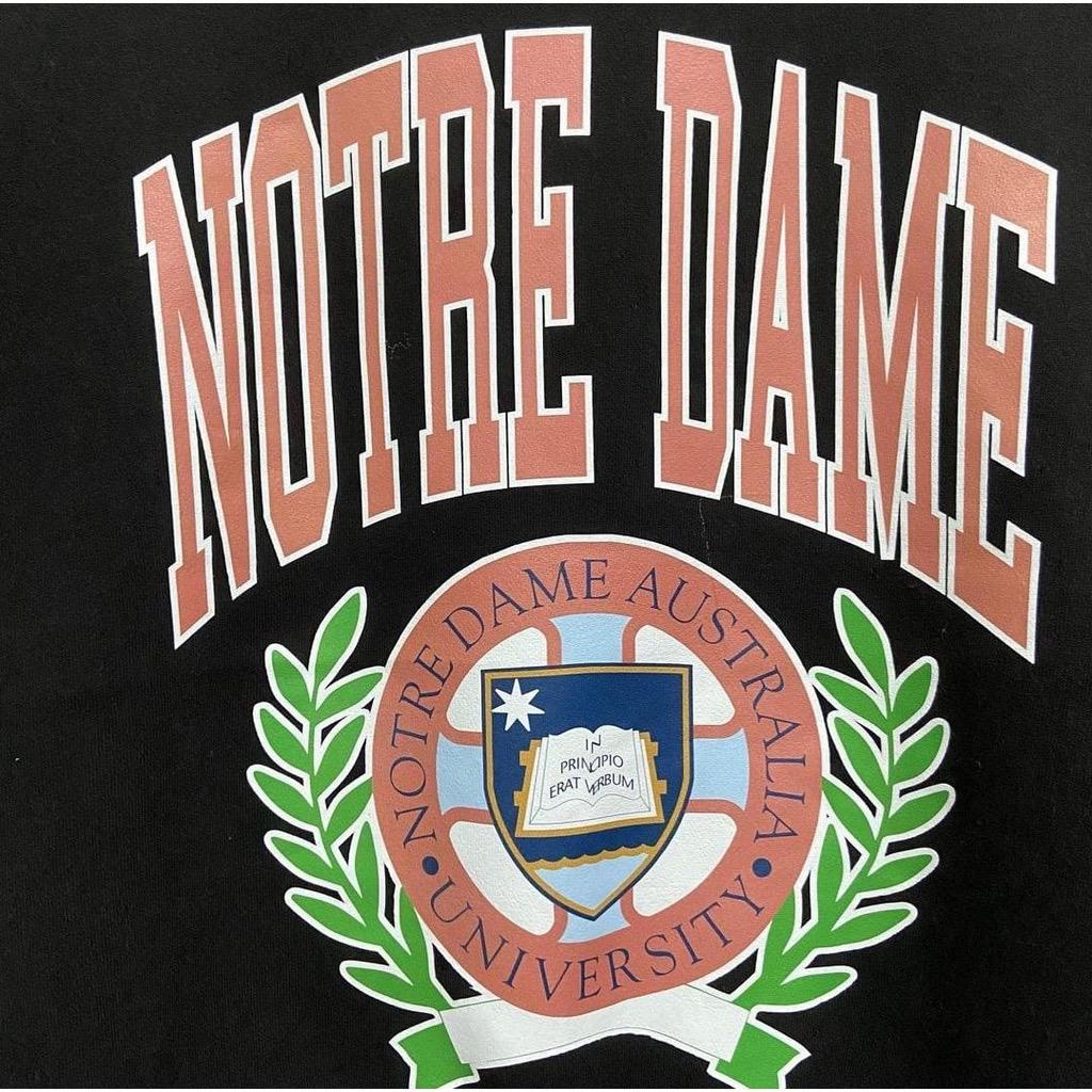 Sweater Wanita Crope Nothre Dame