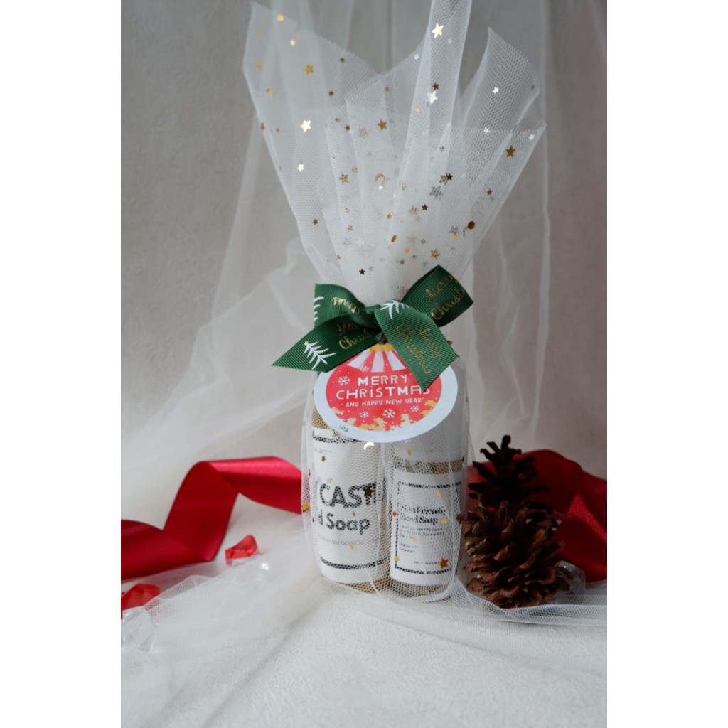

Mini Hampers 01 (Gift Set Lebaran Christmas New Year Imlek Valentine) - Santa