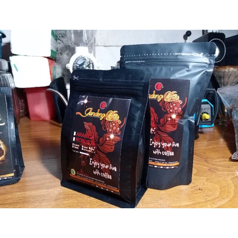 

KOPI ROBUSTA PEGUNUNGAN DIENG BANJARNEGARA || GLINDING COFFEE || 200 Gr