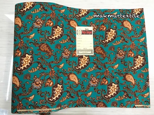 Kain batik katun Raja Ampat Ceplok Pelem Batik Indonesia 6678 / batik Raja Ampat