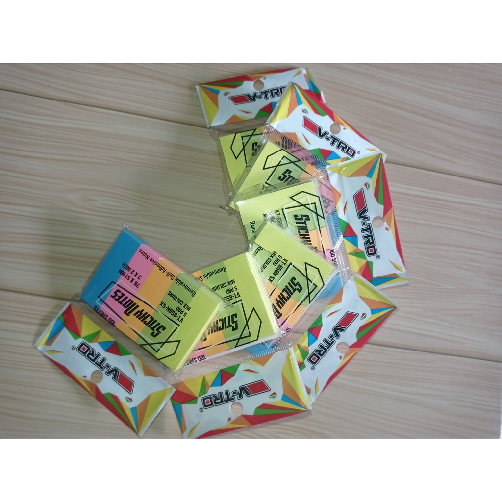 

Sticky Notes/ Post It/ Pembatas Buku V-Tro isi 100 Sheets